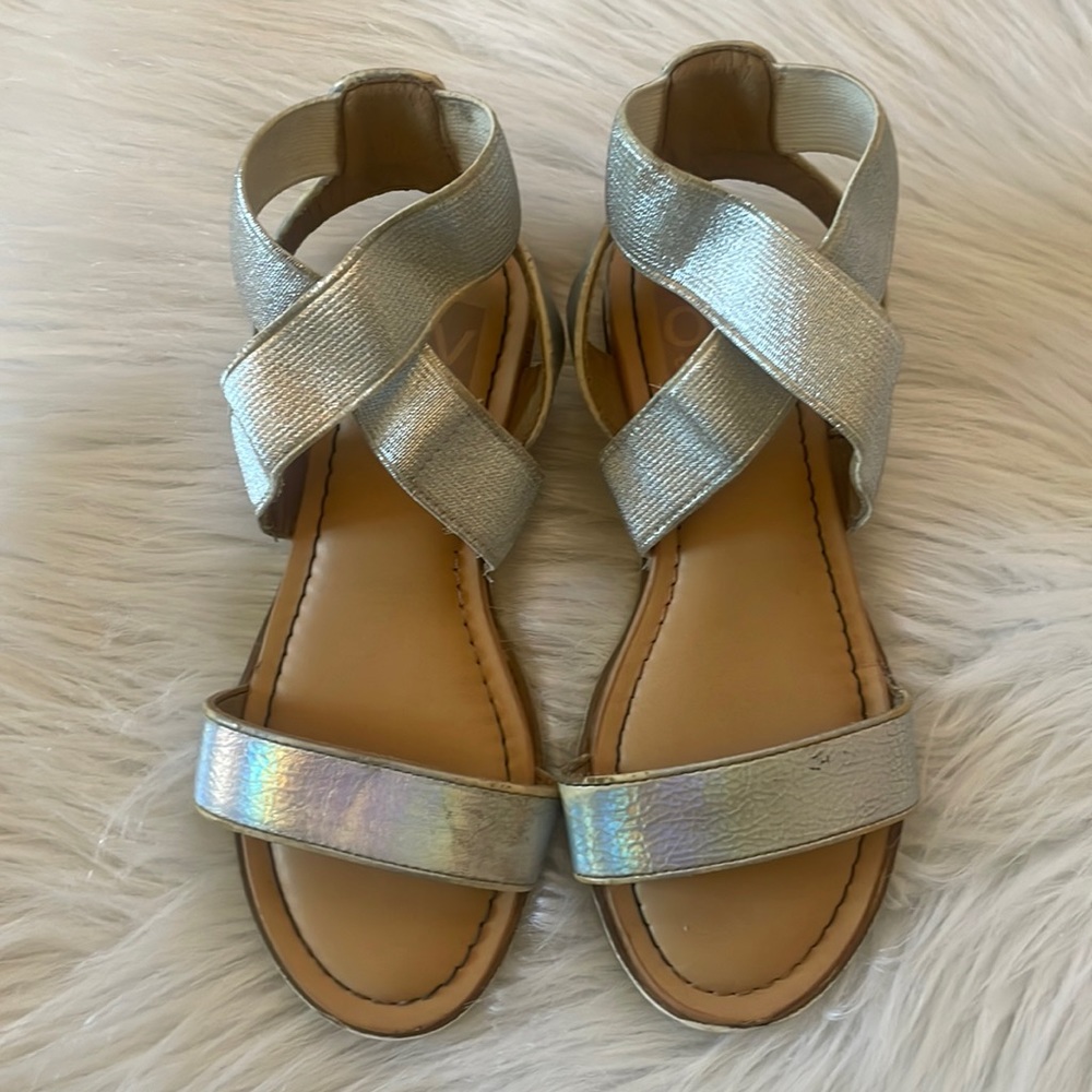 DV Little girls Translucent silver sandals size 13